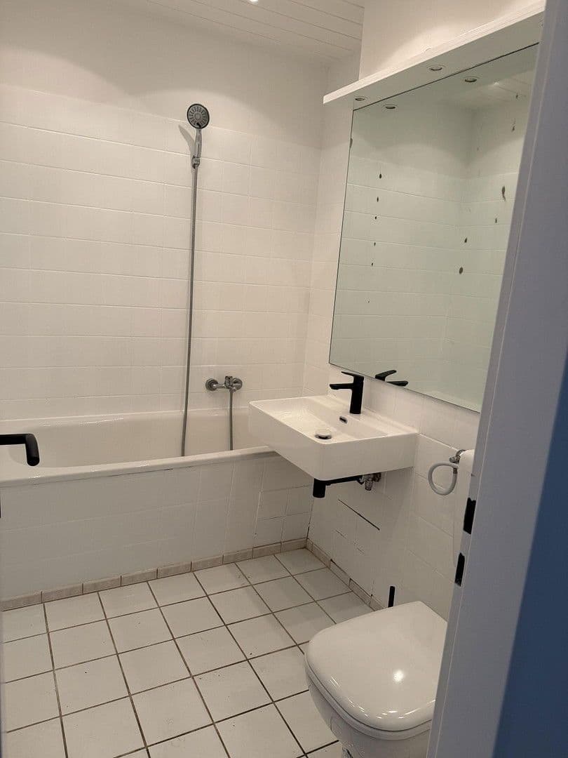 Prodej bytu 2+1 47 m², Hinrichsring 12, Hannover, Dolní Sasko Prodej bytu 2+1 47 m², Hinrichsring 12, Hannover, Dolní Sasko