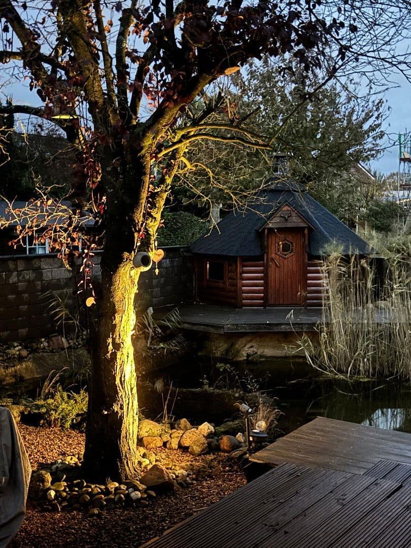 Prodej domu 210 m², pozemek 747 m², Wardenburg, Dolní Sasko Prodej domu 210 m², pozemek 747 m², Wardenburg, Dolní Sasko