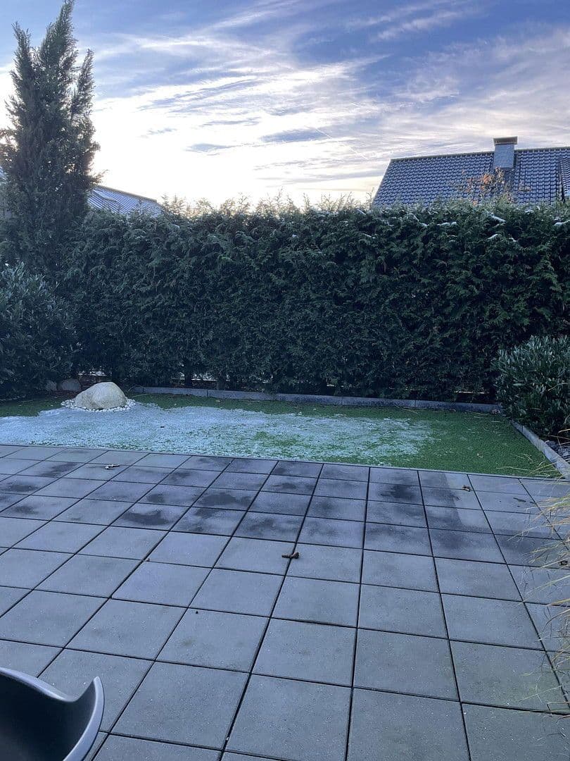 Prodej domu 155 m², pozemek 380 m², Schloß Holte-Stukenbrock, Severní Porýní-Vestfálsko Prodej domu 155 m², pozemek 380 m², Schloß Holte-Stukenbrock, Severní Porýní-Vestfálsko