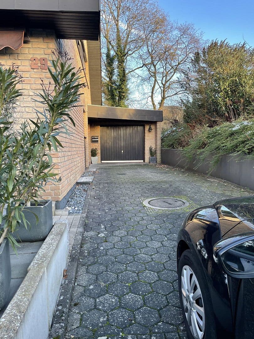 Prodej domu 155 m², pozemek 380 m², Schloß Holte-Stukenbrock, Severní Porýní-Vestfálsko Prodej domu 155 m², pozemek 380 m², Schloß Holte-Stukenbrock, Severní Porýní-Vestfálsko