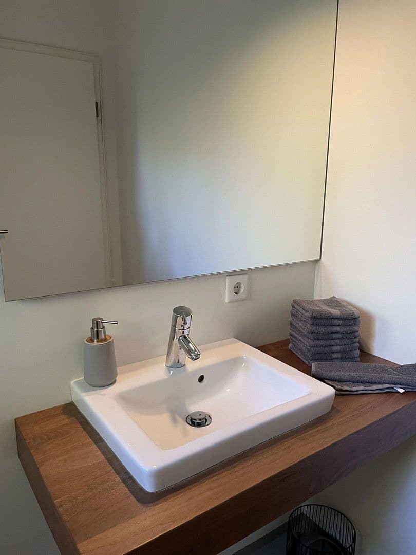 Prodej domu 155 m², pozemek 380 m², Schloß Holte-Stukenbrock, Severní Porýní-Vestfálsko Prodej domu 155 m², pozemek 380 m², Schloß Holte-Stukenbrock, Severní Porýní-Vestfálsko