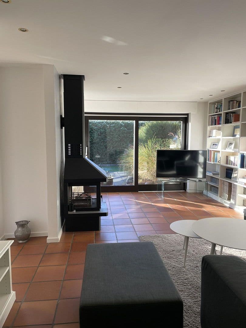 Prodej domu 155 m², pozemek 380 m², Schloß Holte-Stukenbrock, Severní Porýní-Vestfálsko Prodej domu 155 m², pozemek 380 m², Schloß Holte-Stukenbrock, Severní Porýní-Vestfálsko