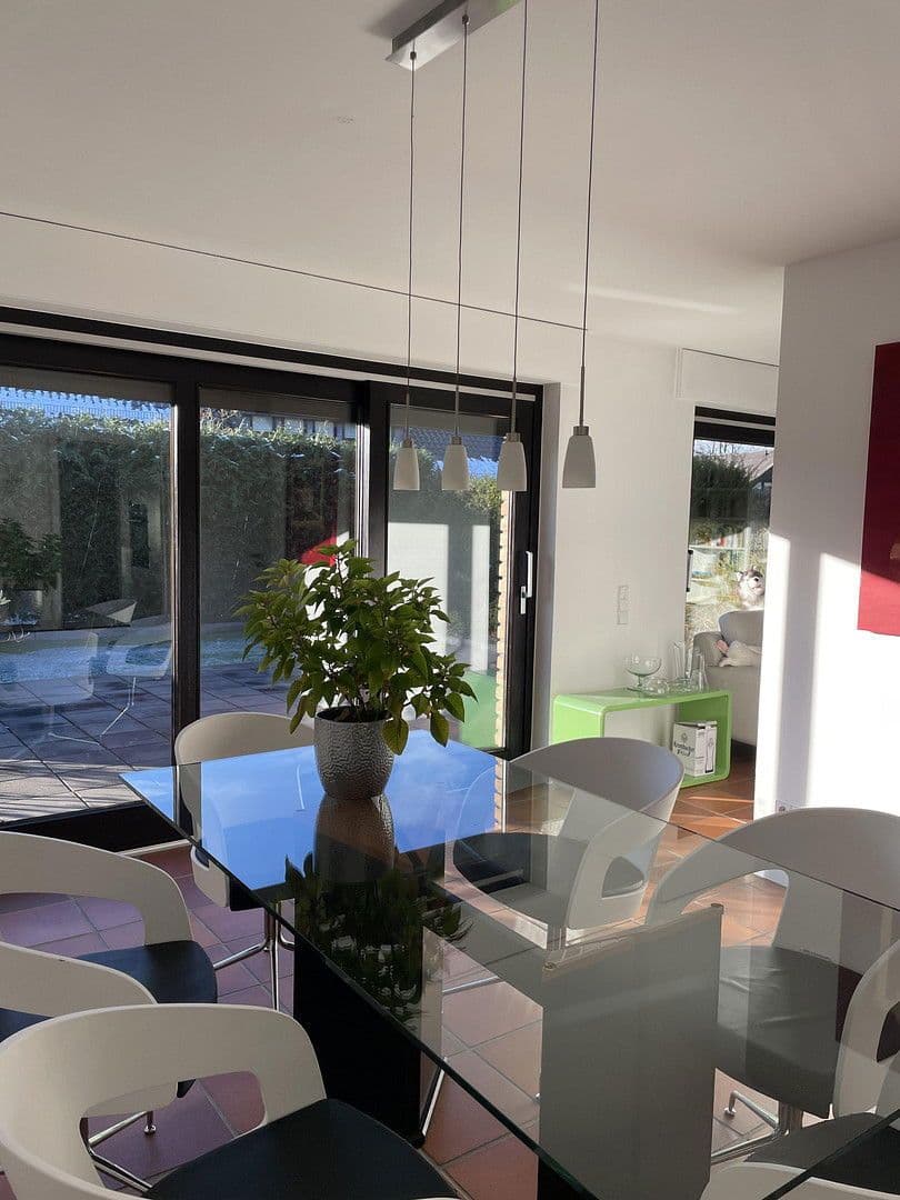 Prodej domu 155 m², pozemek 380 m², Schloß Holte-Stukenbrock, Severní Porýní-Vestfálsko Prodej domu 155 m², pozemek 380 m², Schloß Holte-Stukenbrock, Severní Porýní-Vestfálsko