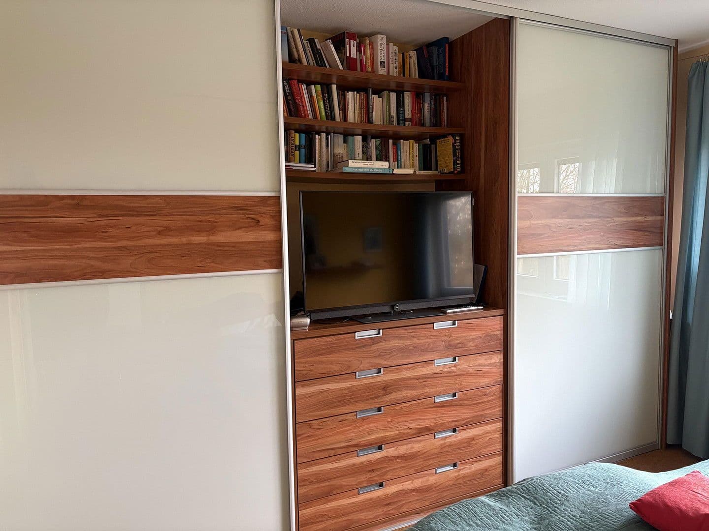 Prodej domu 115 m², pozemek 185 m², Jägerhofstraße, Wuppertal, Severní Porýní-Vestfálsko Prodej domu 115 m², pozemek 185 m², Jägerhofstraße, Wuppertal, Severní Porýní-Vestfálsko