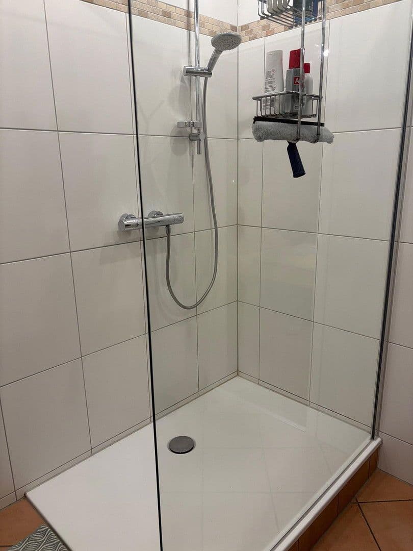 Prodej domu 115 m², pozemek 185 m², Jägerhofstraße, Wuppertal, Severní Porýní-Vestfálsko Prodej domu 115 m², pozemek 185 m², Jägerhofstraße, Wuppertal, Severní Porýní-Vestfálsko