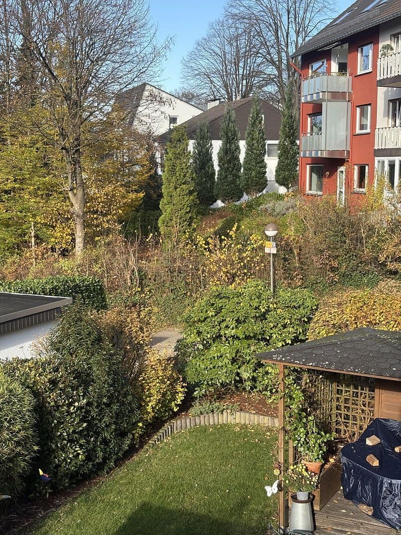 Prodej domu 115 m², pozemek 185 m², Jägerhofstraße, Wuppertal, Severní Porýní-Vestfálsko Prodej domu 115 m², pozemek 185 m², Jägerhofstraße, Wuppertal, Severní Porýní-Vestfálsko