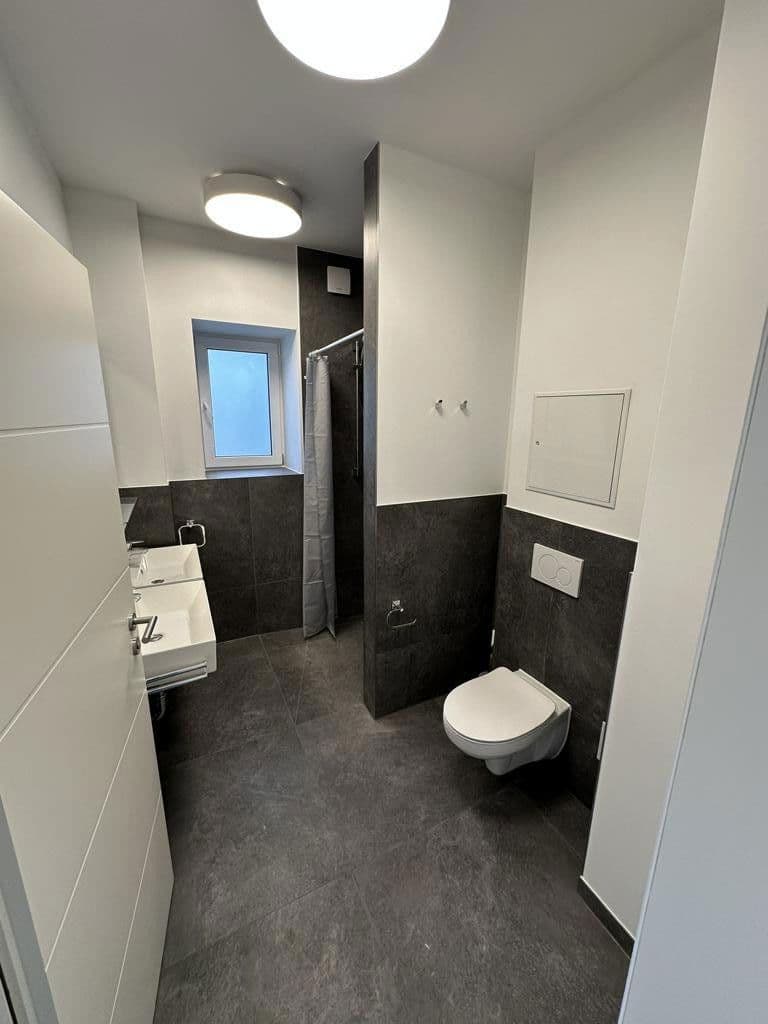 Pronájem bytu 4+kk 100 m², Rüppurrer Str. 20, Karlsruhe, Bádensko-Württembersko Pronájem bytu 4+kk 100 m², Rüppurrer Str. 20, Karlsruhe, Bádensko-Württembersko