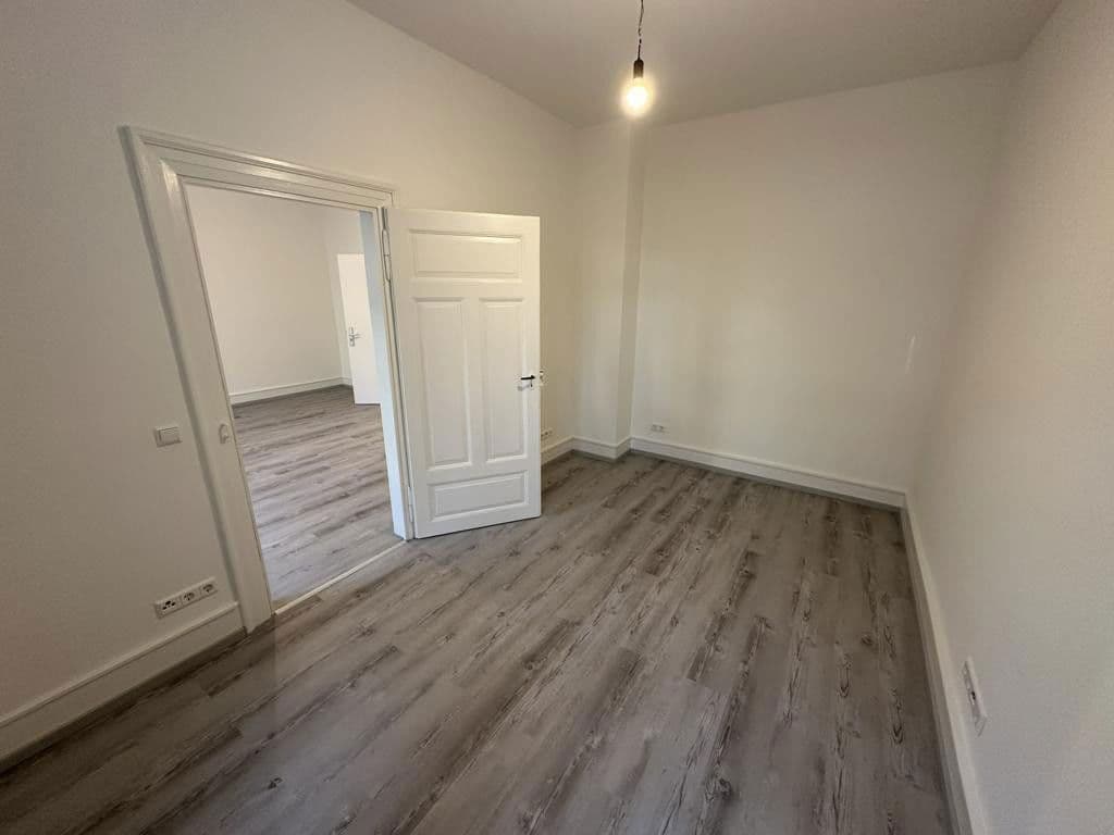 Pronájem bytu 4+kk 100 m², Rüppurrer Str. 20, Karlsruhe, Bádensko-Württembersko Pronájem bytu 4+kk 100 m², Rüppurrer Str. 20, Karlsruhe, Bádensko-Württembersko