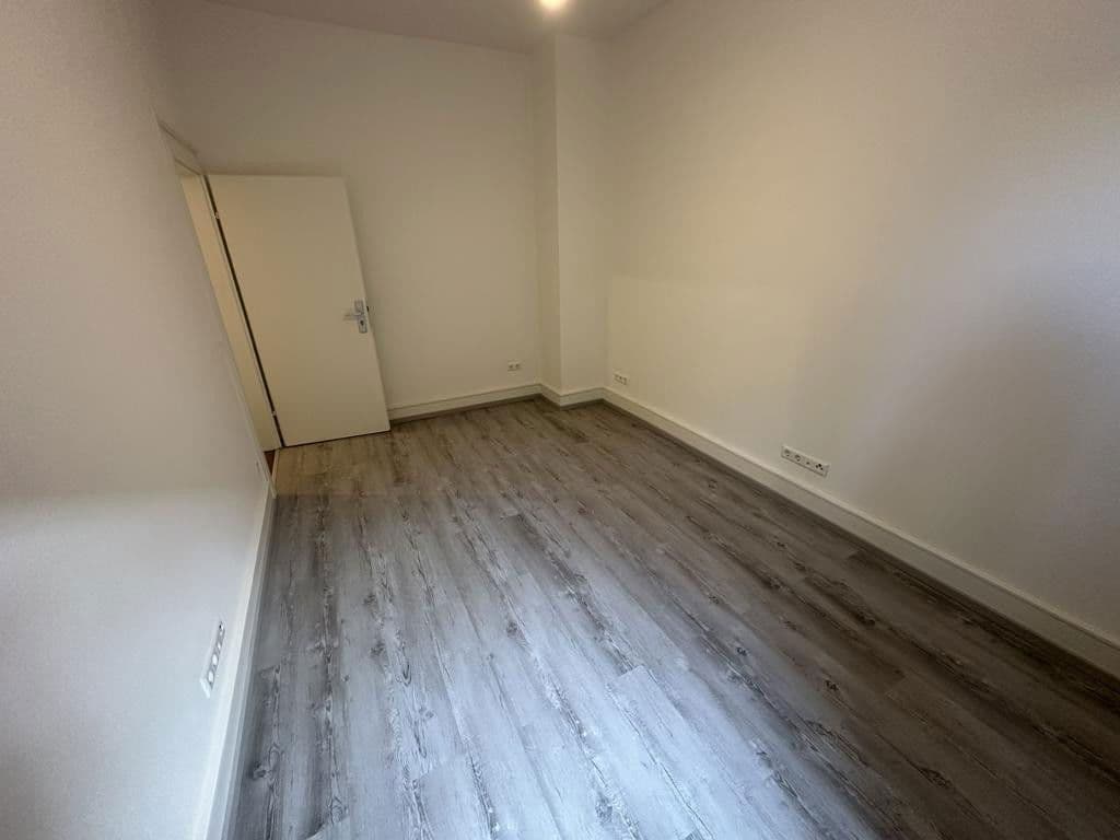 Pronájem bytu 4+kk 100 m², Rüppurrer Str. 20, Karlsruhe, Bádensko-Württembersko Pronájem bytu 4+kk 100 m², Rüppurrer Str. 20, Karlsruhe, Bádensko-Württembersko