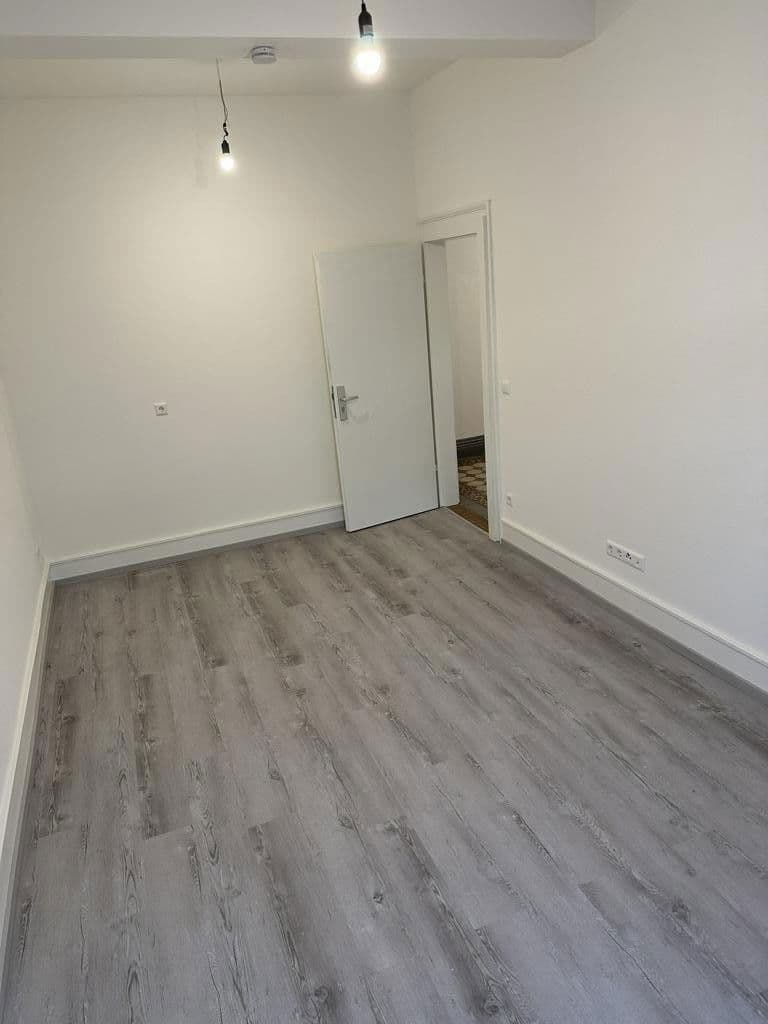 Pronájem bytu 4+kk 100 m², Rüppurrer Str. 20, Karlsruhe, Bádensko-Württembersko Pronájem bytu 4+kk 100 m², Rüppurrer Str. 20, Karlsruhe, Bádensko-Württembersko
