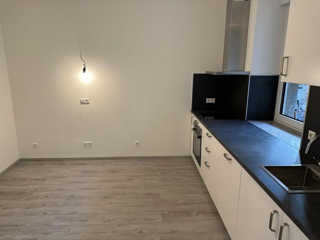 Pronájem bytu 4+kk 100 m², Rüppurrer Str. 20, Karlsruhe, Bádensko-Württembersko Pronájem bytu 4+kk 100 m², Rüppurrer Str. 20, Karlsruhe, Bádensko-Württembersko