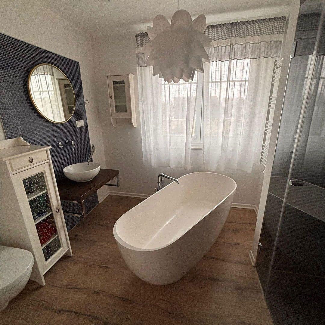 Prodej domu 98 m², pozemek 307 m², Stuhr, Dolní Sasko Prodej domu 98 m², pozemek 307 m², Stuhr, Dolní Sasko