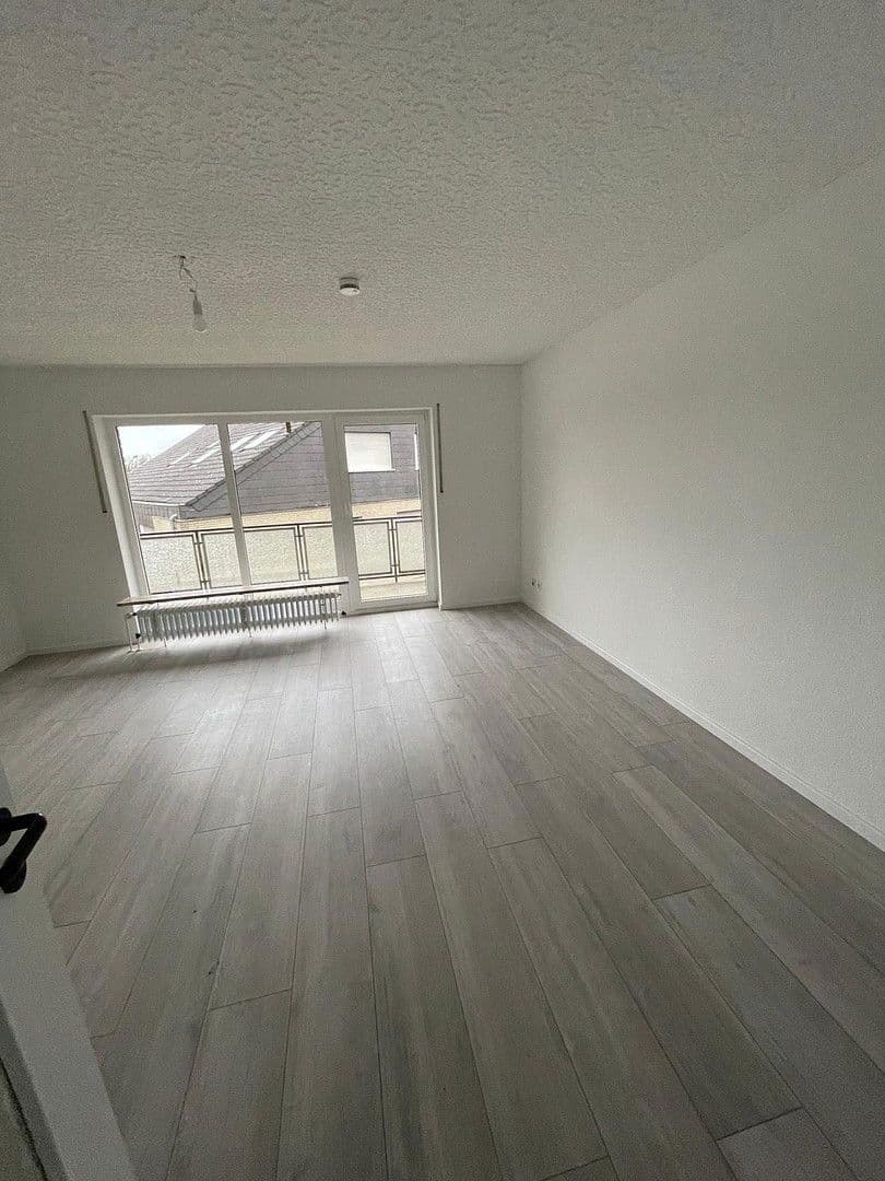 Pronájem bytu 1+kk 34 m², Hubertusweg 3, Paderborn, Severní Porýní-Vestfálsko Pronájem bytu 1+kk 34 m², Hubertusweg 3, Paderborn, Severní Porýní-Vestfálsko
