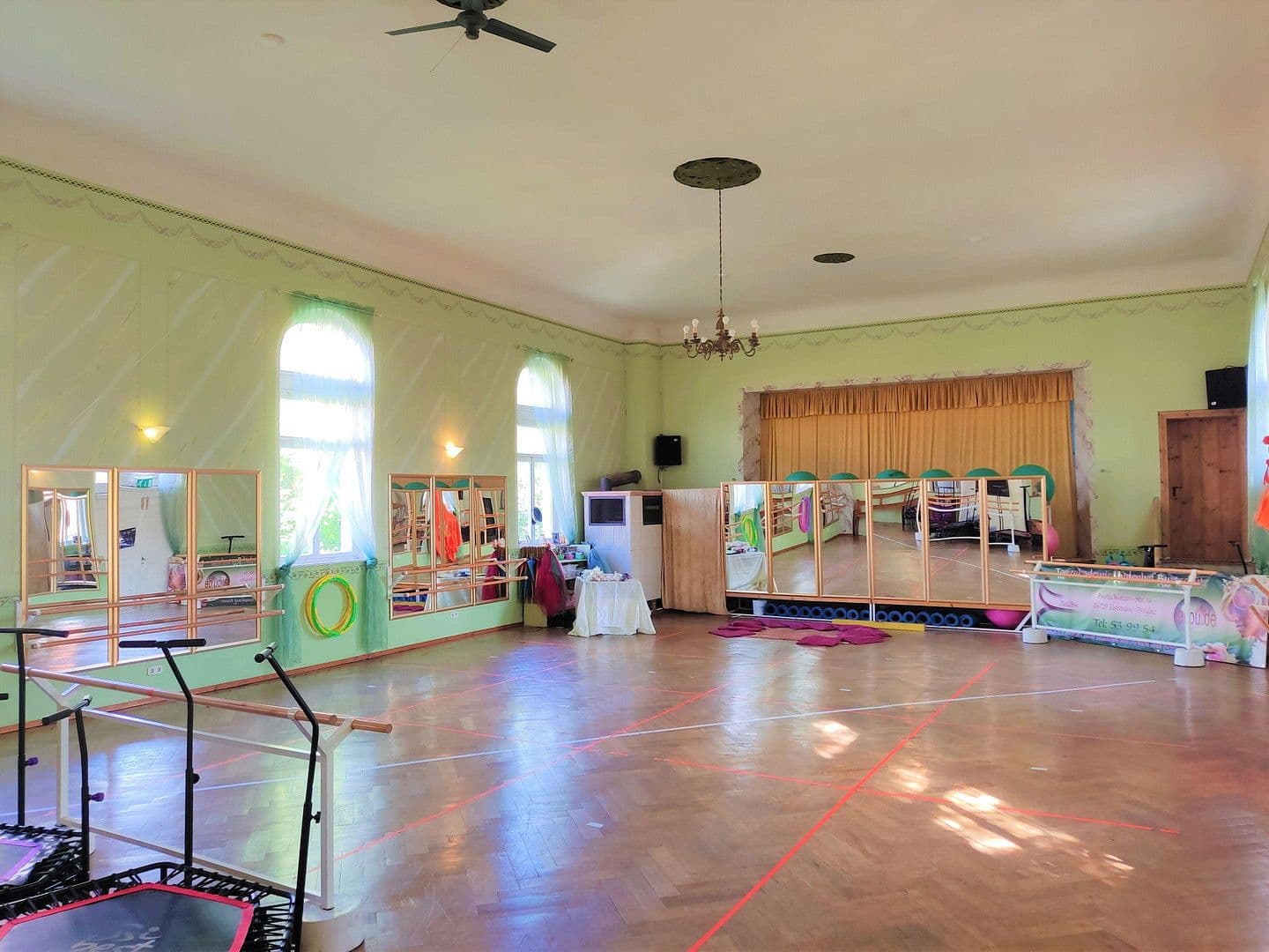 Prodej domu 513 m², pozemek 1.557 m², Elsteraue, Sasko-Anhaltsko Prodej domu 513 m², pozemek 1.557 m², Elsteraue, Sasko-Anhaltsko