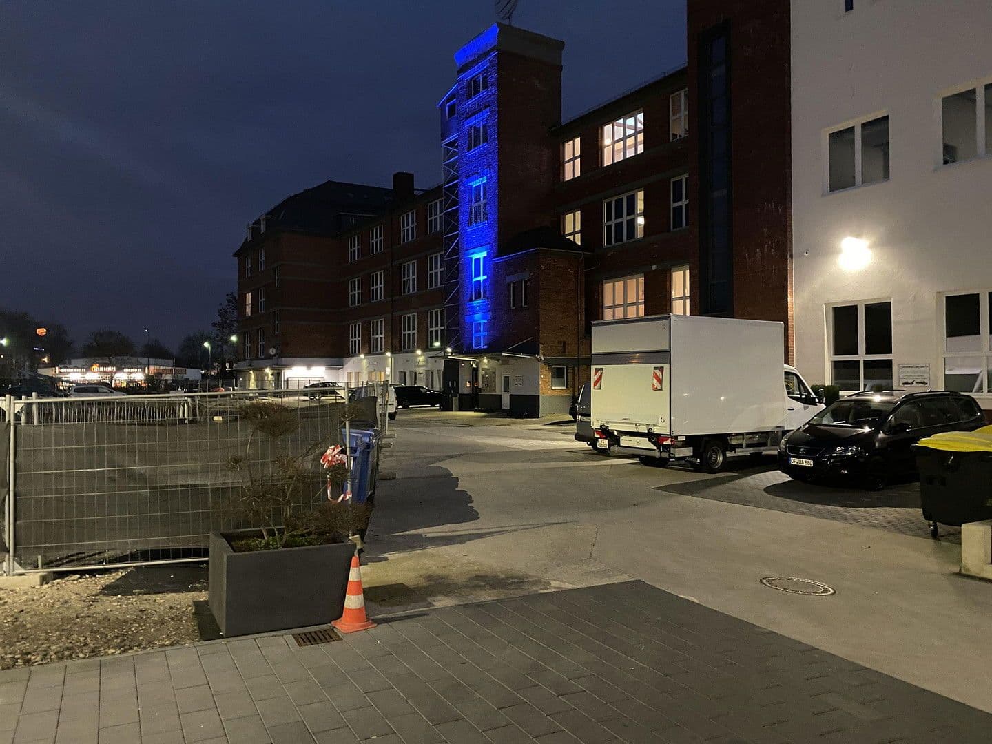 Pronájem kanceláře 48 m², Cassellastrasse 30-32, Frankfurt, Hessen Pronájem kanceláře 48 m², Cassellastrasse 30-32, Frankfurt, Hessen