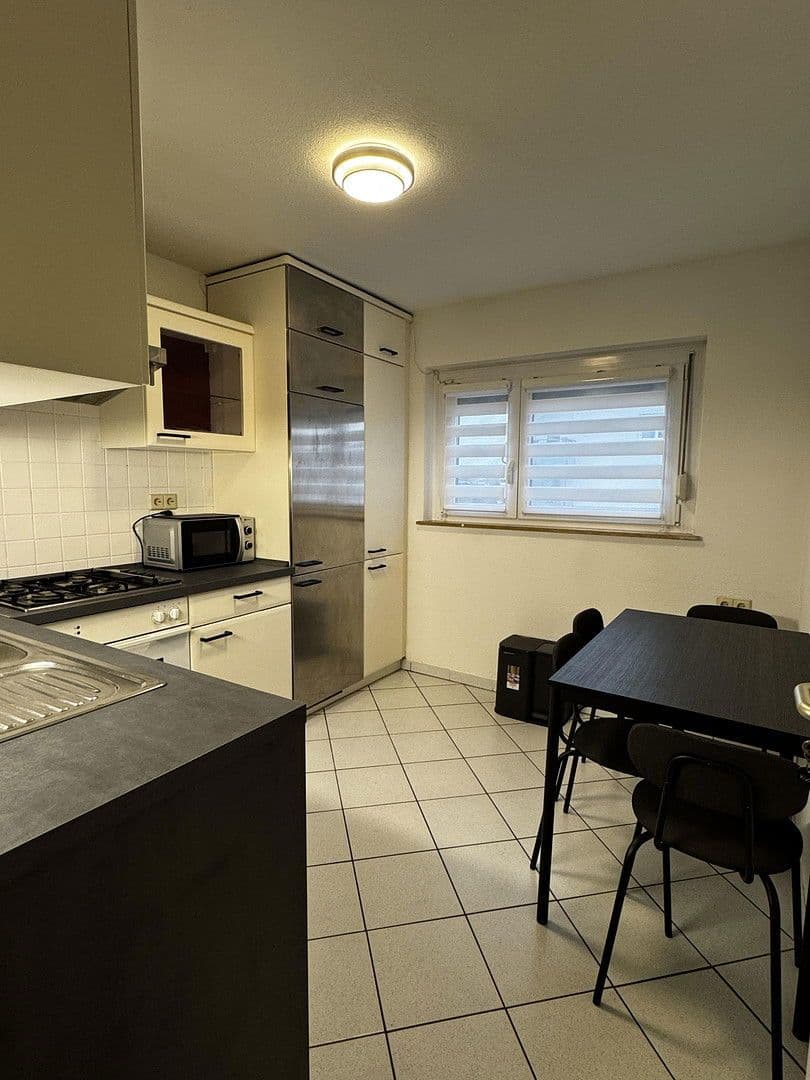 Pronájem bytu 3+1 54 m², Böblingen, Bádensko-Württembersko Pronájem bytu 3+1 54 m², Böblingen, Bádensko-Württembersko