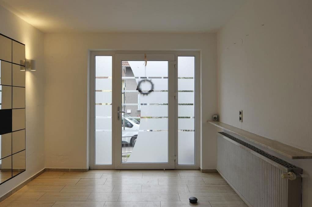 Prodej domu 157 m², pozemek 346 m², Eppinger Straße 36, Gemmingen, Bádensko-Württembersko Prodej domu 157 m², pozemek 346 m², Eppinger Straße 36, Gemmingen, Bádensko-Württembersko