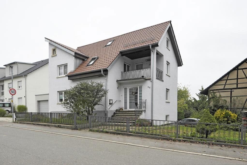 Prodej domu 157 m², pozemek 346 m², Eppinger Straße 36, Gemmingen, Bádensko-Württembersko Prodej domu 157 m², pozemek 346 m², Eppinger Straße 36, Gemmingen, Bádensko-Württembersko