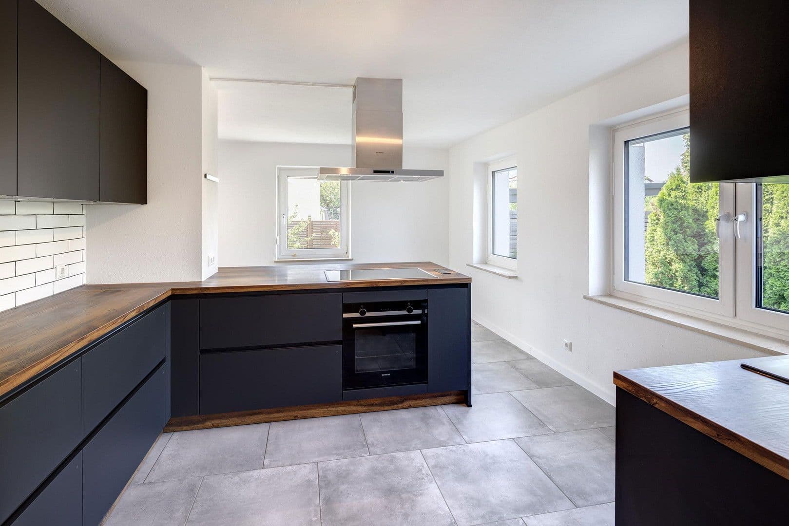 Prodej domu 277 m², pozemek 383 m², Gilching, Bavorsko Prodej domu 277 m², pozemek 383 m², Gilching, Bavorsko