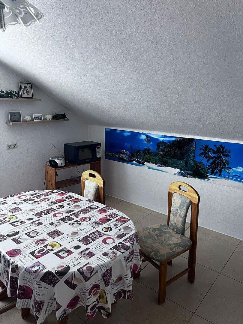 Pronájem bytu 2+kk 59 m², Memeler Straße 16, Gladbeck, Severní Porýní-Vestfálsko Pronájem bytu 2+kk 59 m², Memeler Straße 16, Gladbeck, Severní Porýní-Vestfálsko