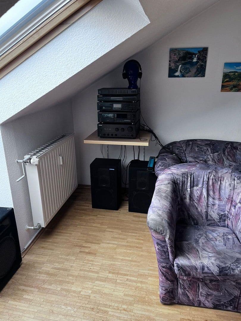 Pronájem bytu 2+kk 59 m², Memeler Straße 16, Gladbeck, Severní Porýní-Vestfálsko Pronájem bytu 2+kk 59 m², Memeler Straße 16, Gladbeck, Severní Porýní-Vestfálsko