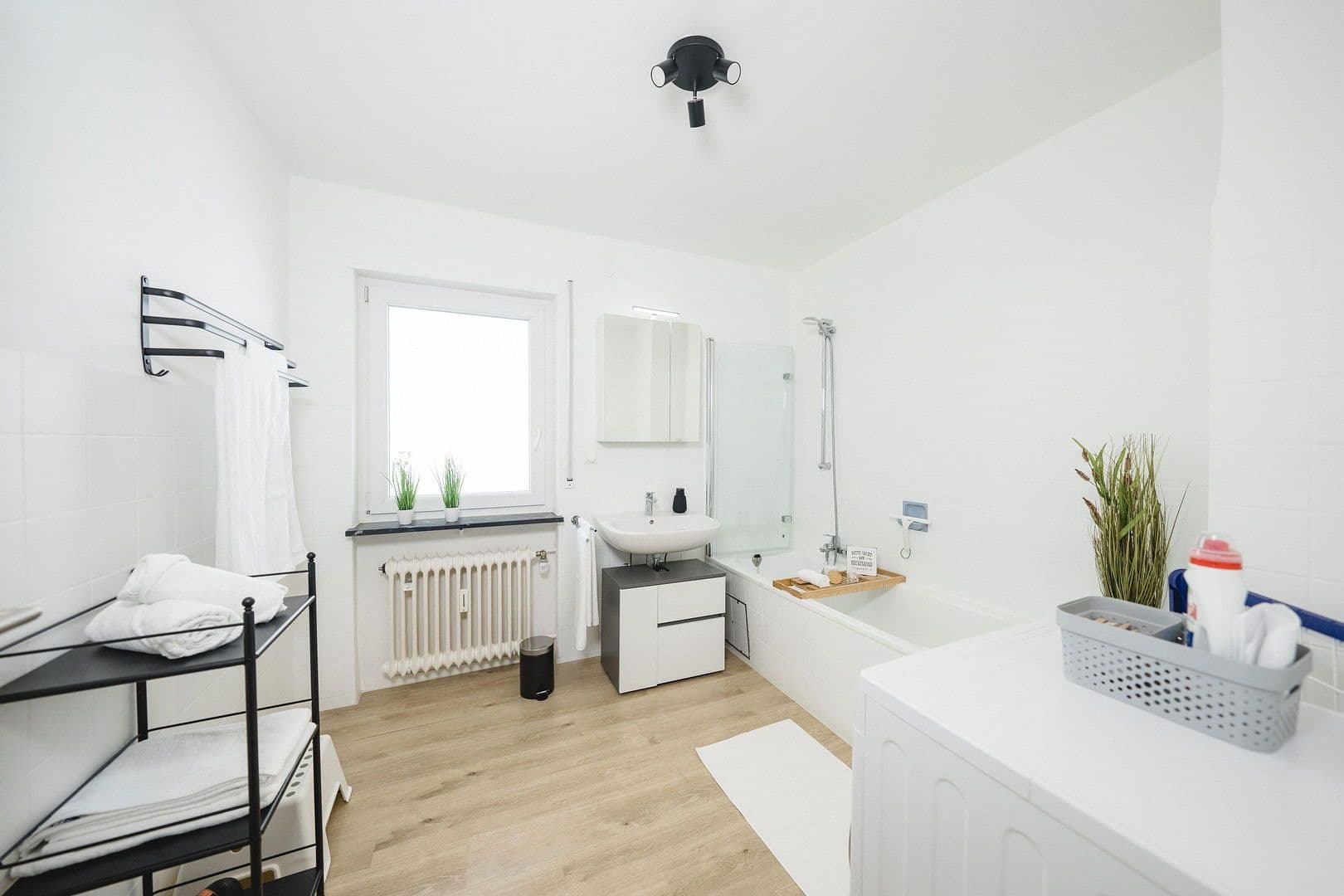 Pronájem bytu 3+1 94 m², Im Brunnenfeld 5, Karlsruhe, Bádensko-Württembersko Pronájem bytu 3+1 94 m², Im Brunnenfeld 5, Karlsruhe, Bádensko-Württembersko