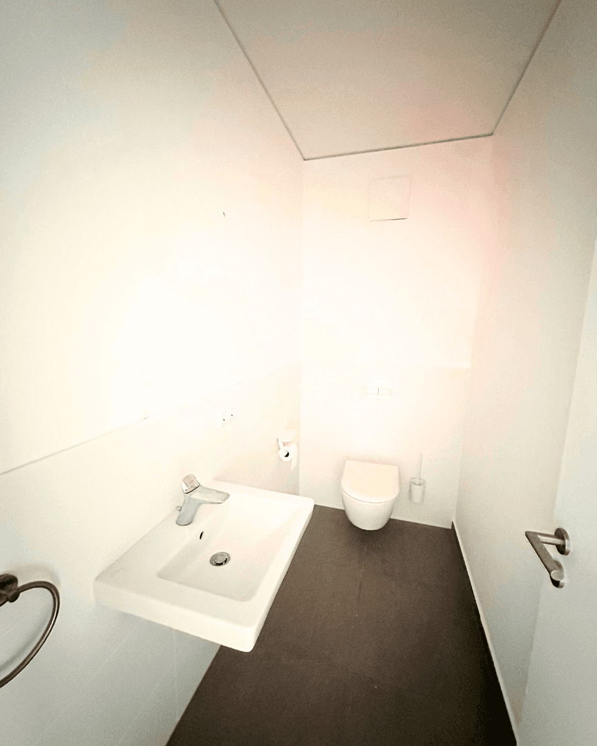 Pronájem bytu 5+1 198 m², Krachtstr., Berlin, Berlín Pronájem bytu 5+1 198 m², Krachtstr., Berlin, Berlín