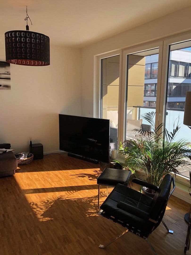 Pronájem bytu 3+1 98 m², Sonninstr. 14, Hamburg, Hamburg Pronájem bytu 3+1 98 m², Sonninstr. 14, Hamburg, Hamburg