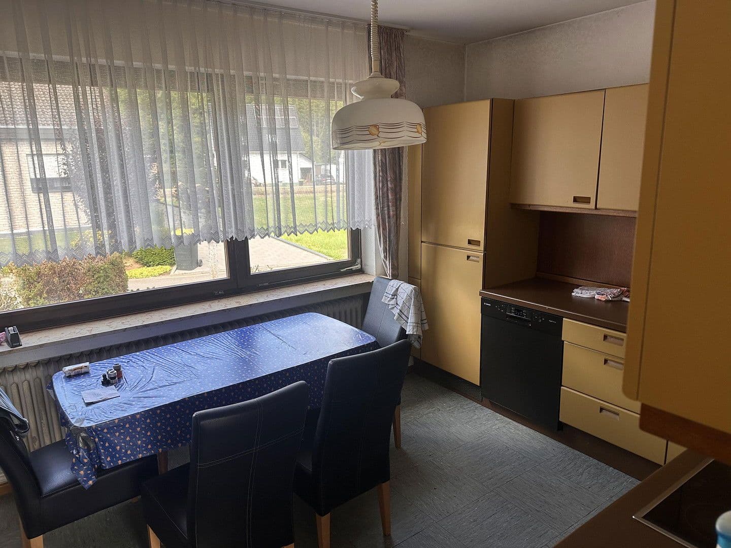 Prodej domu 145 m², pozemek 600 m², Schleiden, Severní Porýní-Vestfálsko Prodej domu 145 m², pozemek 600 m², Schleiden, Severní Porýní-Vestfálsko