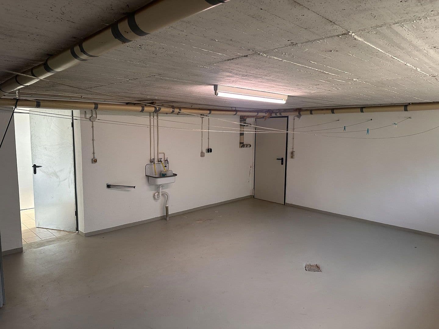 Prodej domu 145 m², pozemek 600 m², Schleiden, Severní Porýní-Vestfálsko Prodej domu 145 m², pozemek 600 m², Schleiden, Severní Porýní-Vestfálsko