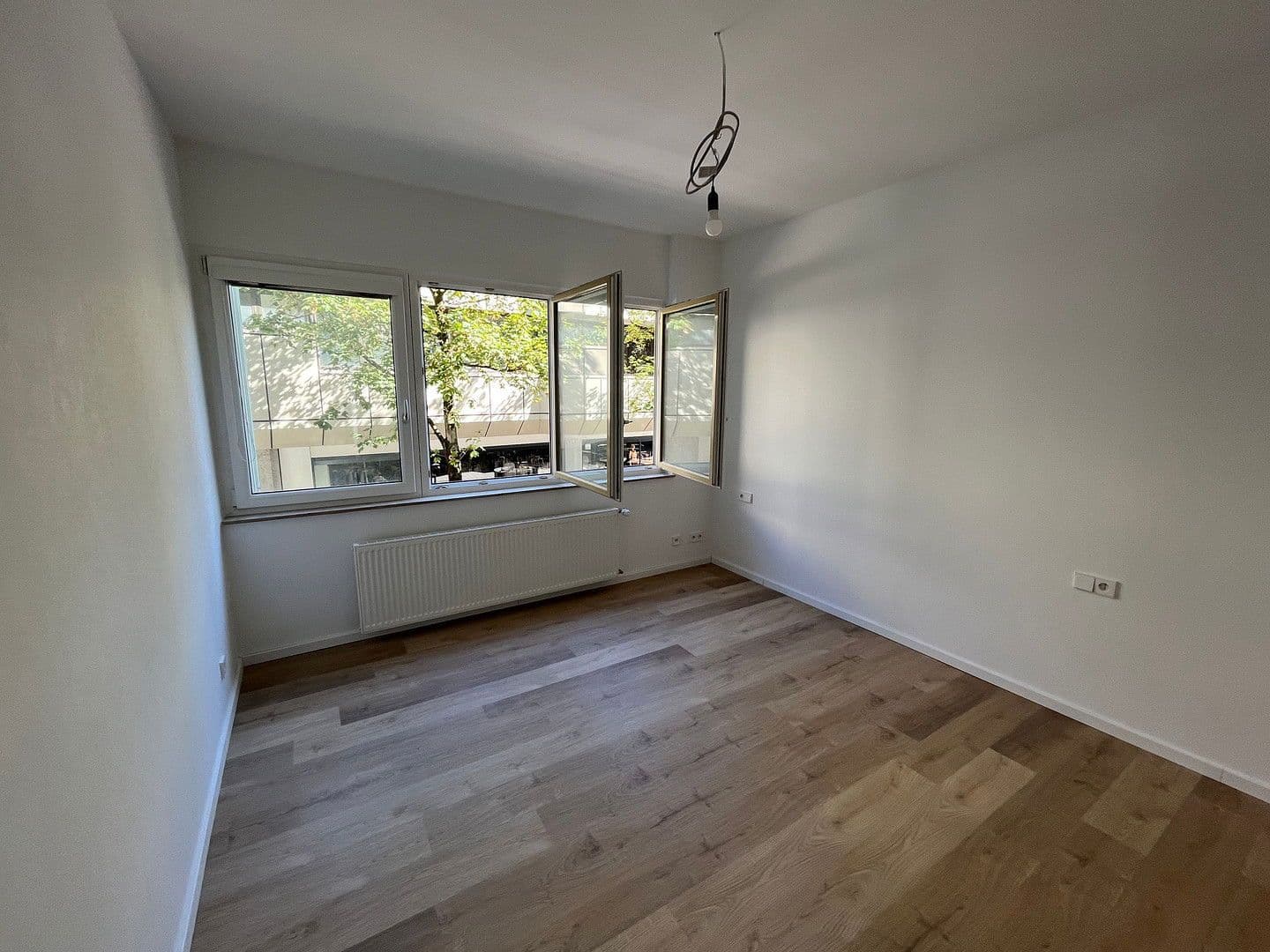 Pronájem bytu 4+1 102 m², Bleichstraße 10/1, Göppingen, Bádensko-Württembersko Pronájem bytu 4+1 102 m², Bleichstraße 10/1, Göppingen, Bádensko-Württembersko