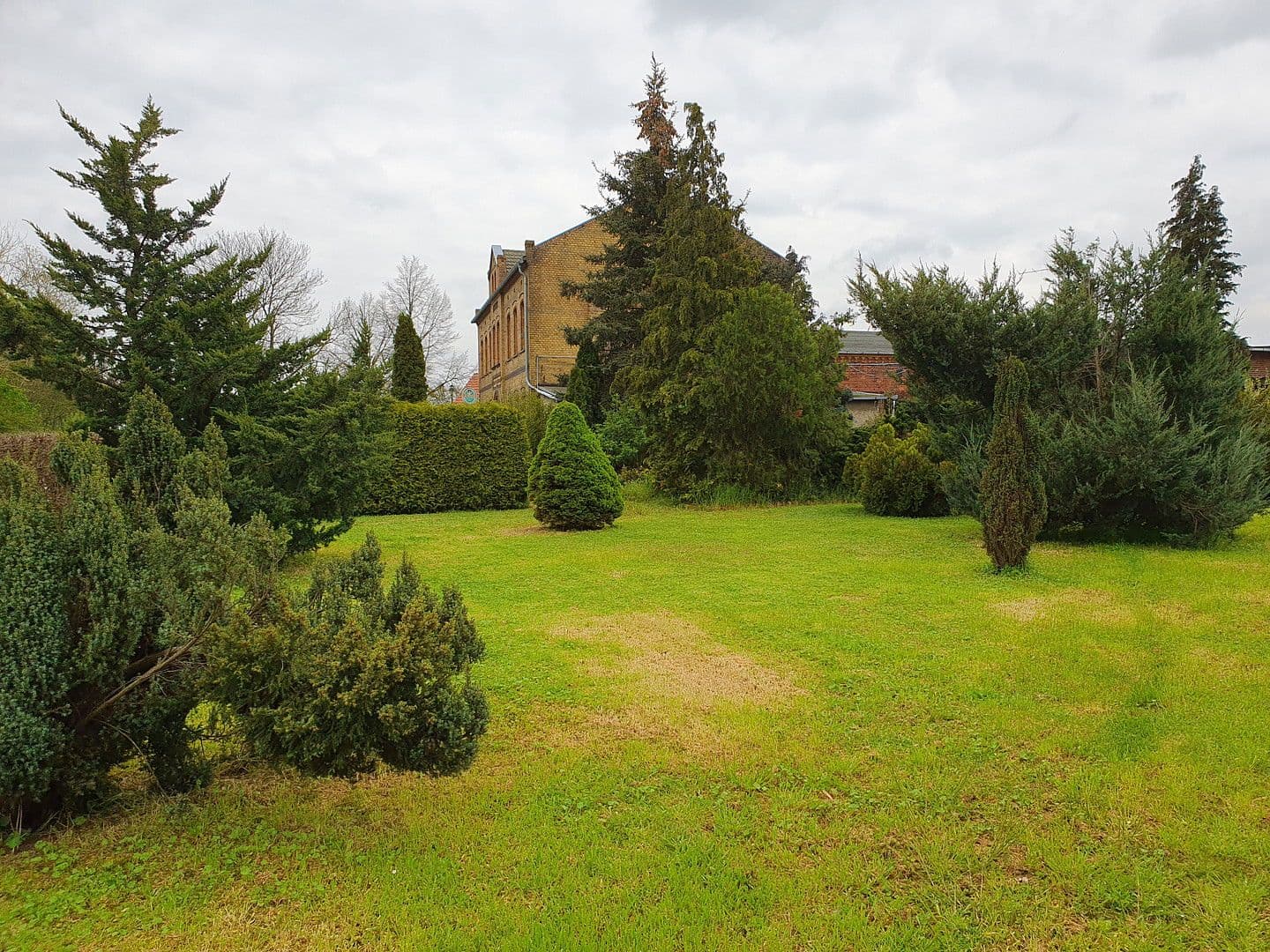 Prodej domu 161 m², pozemek 1.840 m², Kemberg, Sasko-Anhaltsko Prodej domu 161 m², pozemek 1.840 m², Kemberg, Sasko-Anhaltsko