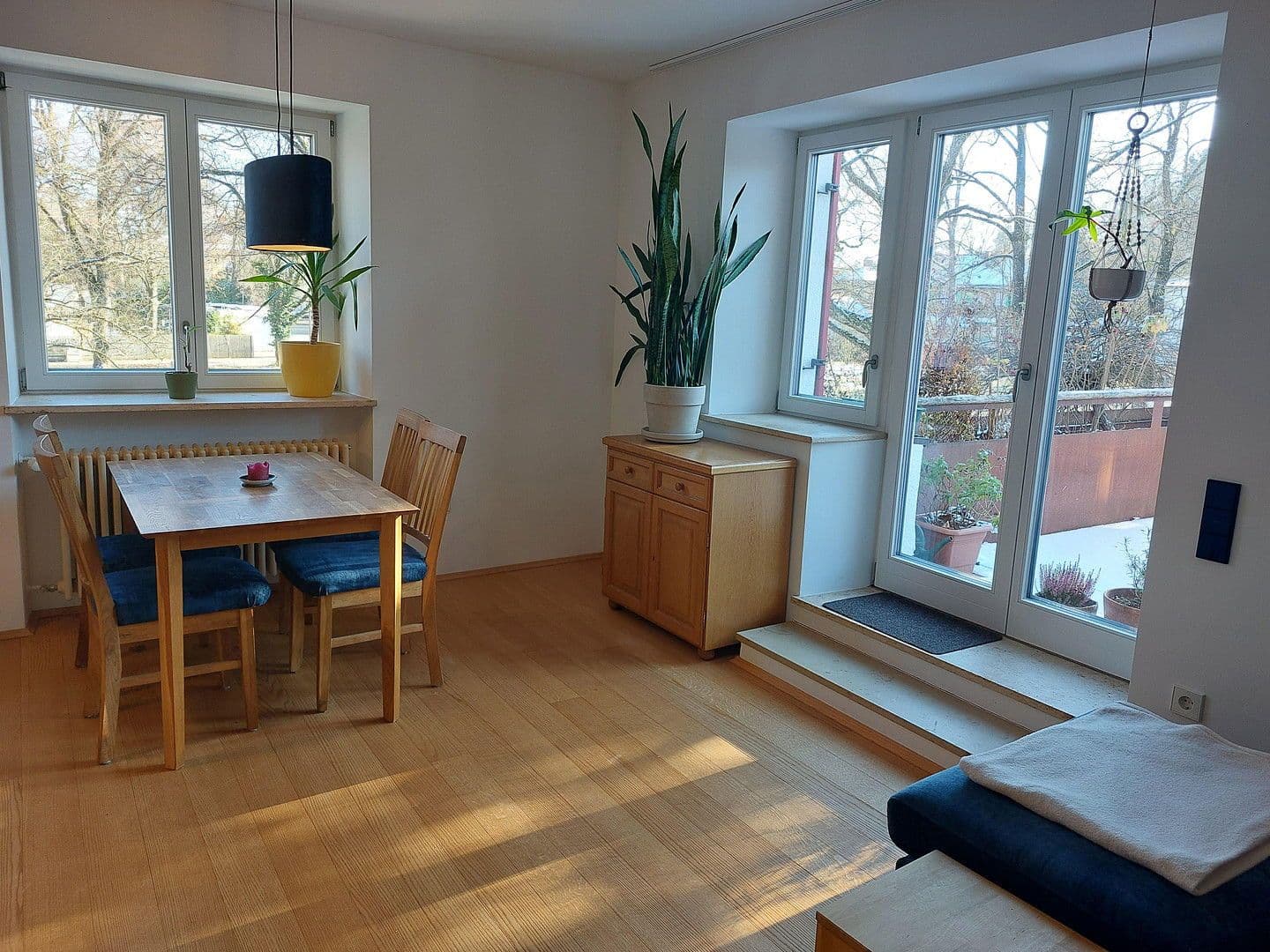 Pronájem bytu 2+1 49 m², Rosenstraße 5, Großhesselohe, Bavorsko Pronájem bytu 2+1 49 m², Rosenstraße 5, Großhesselohe, Bavorsko