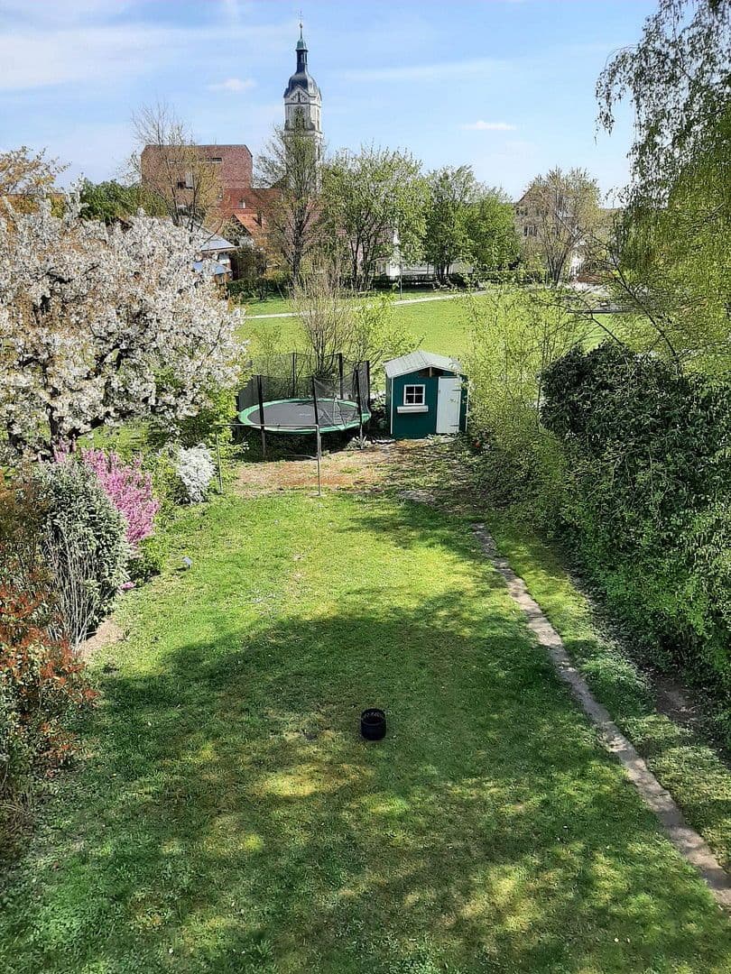 Pronájem bytu 3+1 75 m², Neuhausen auf den Fildern, Bádensko-Württembersko Pronájem bytu 3+1 75 m², Neuhausen auf den Fildern, Bádensko-Württembersko