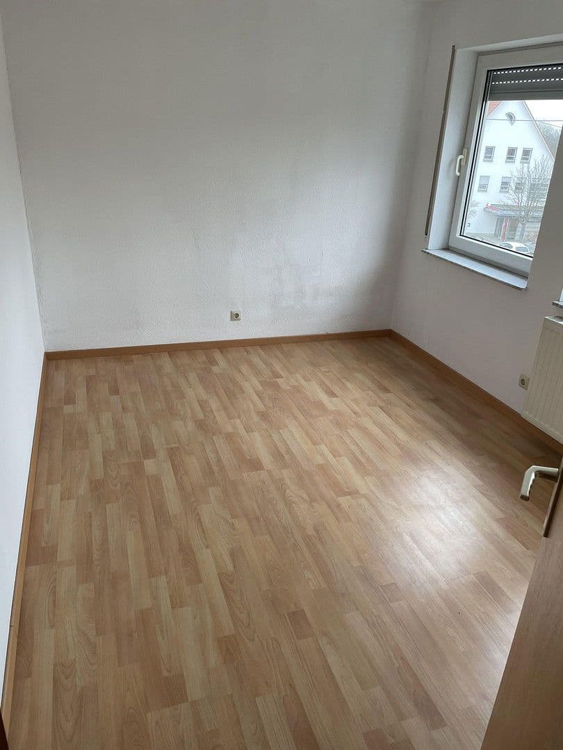 Pronájem bytu 3+1 87 m², Reutlinger Str. 2, Reutlingen, Bádensko-Württembersko Pronájem bytu 3+1 87 m², Reutlinger Str. 2, Reutlingen, Bádensko-Württembersko