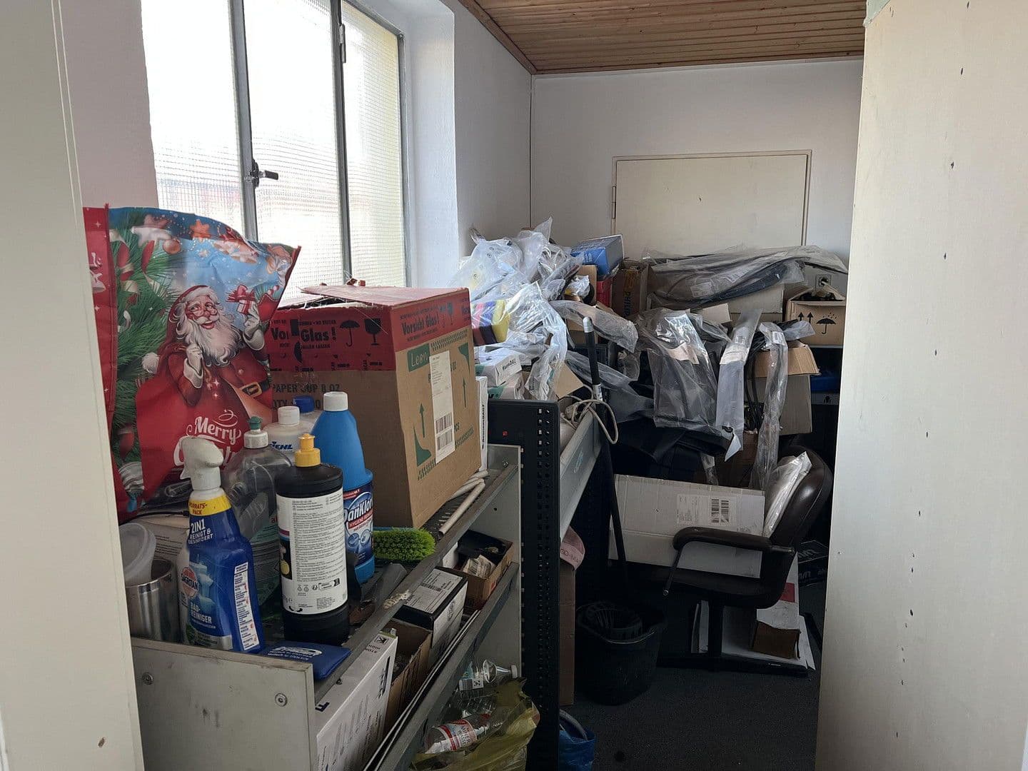 Pronájem nebytového prostoru 400 m², Schlachthof str 6, Bayern - Schwabach, Bavorsko Pronájem nebytového prostoru 400 m², Schlachthof str 6, Bayern - Schwabach, Bavorsko