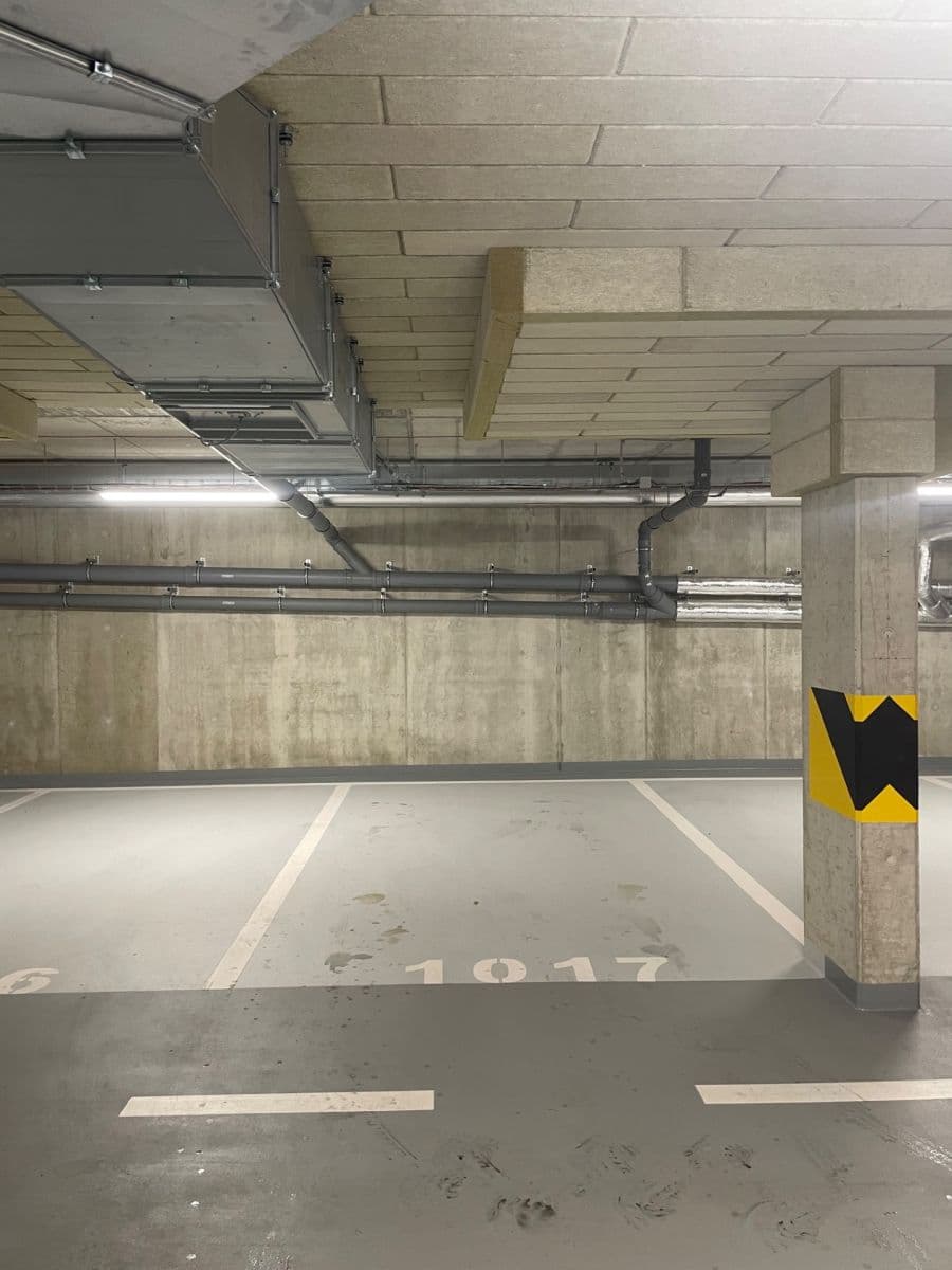 Pronájem garáže 10 m², Červená báň, Praha, Praha Pronájem garáže 10 m², Červená báň, Praha, Praha