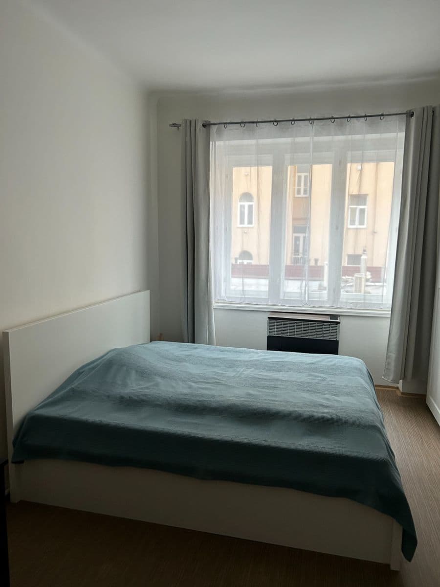 Pronájem bytu Garsoniéra 25 m², Oldřichova, Praha, Praha Pronájem bytu Garsoniéra 25 m², Oldřichova, Praha, Praha