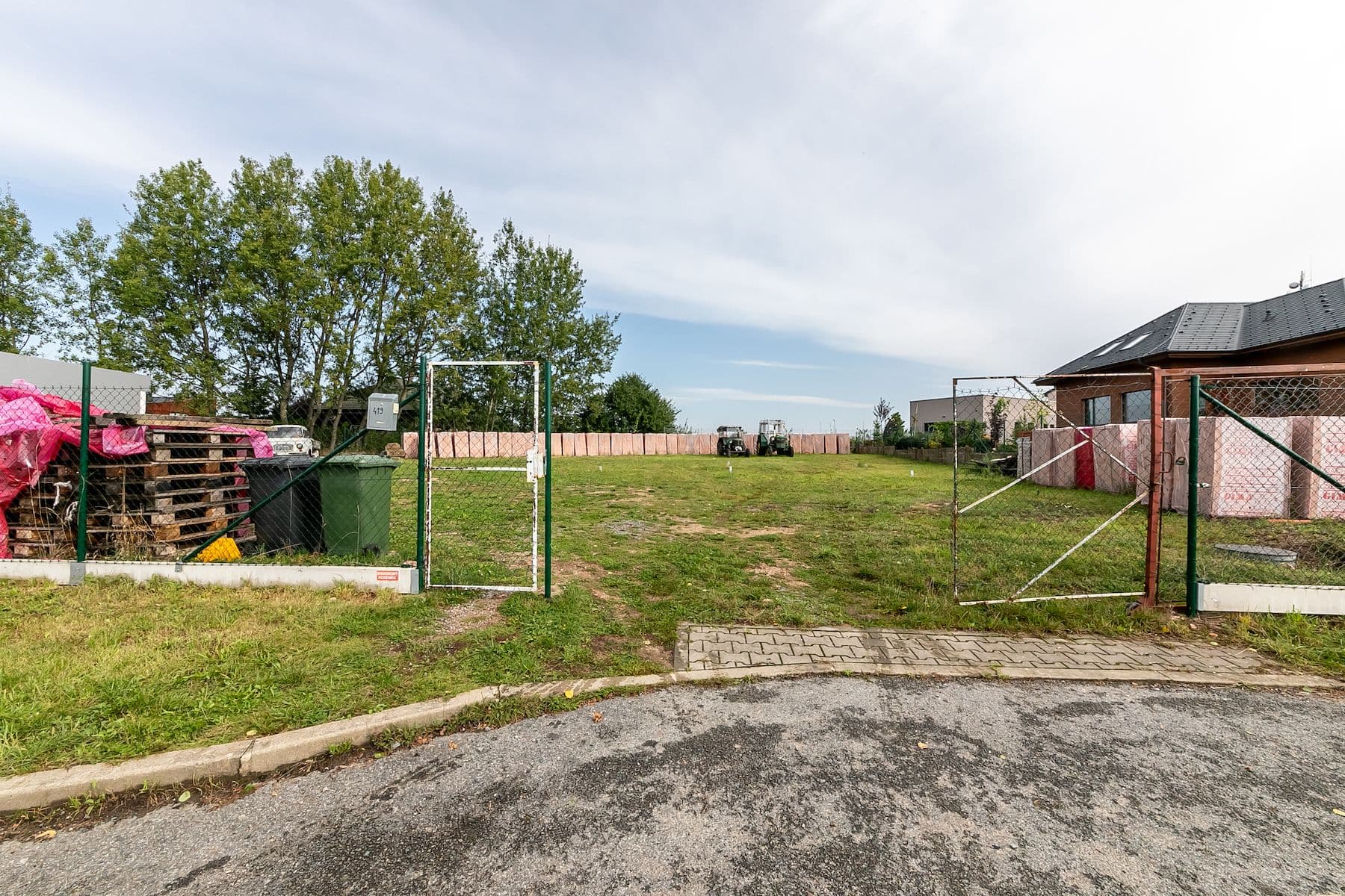 Prodej pozemku 1.506 m², Jevany, Středočeský kraj Prodej pozemku 1.506 m², Jevany, Středočeský kraj