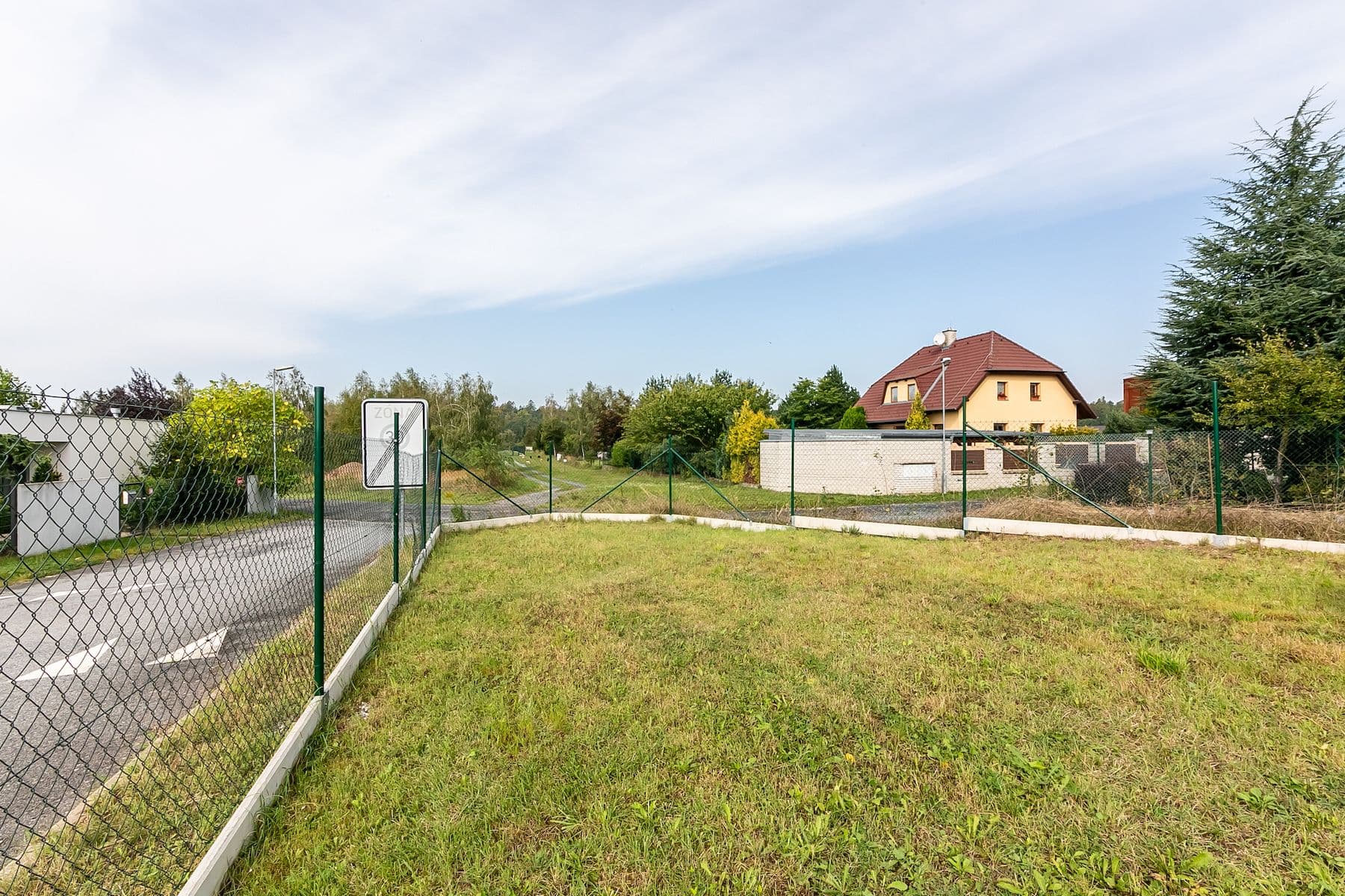 Prodej pozemku 1.506 m², Jevany, Středočeský kraj Prodej pozemku 1.506 m², Jevany, Středočeský kraj