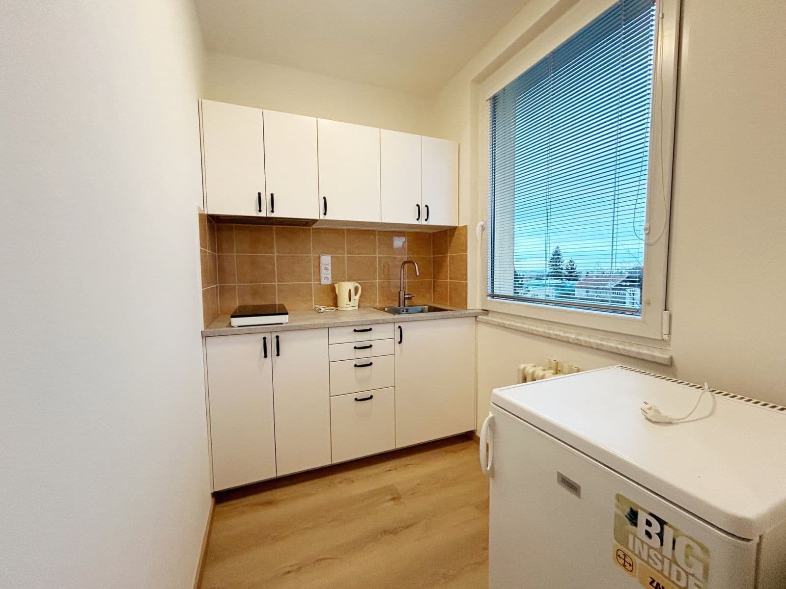 Pronájem bytu 1+kk 30 m², Valentova, Praha, Praha Pronájem bytu 1+kk 30 m², Valentova, Praha, Praha