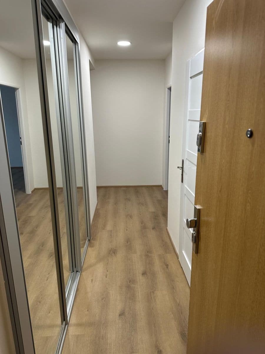 Pronájem bytu 2+1 55 m², Gruzínská, Praha, Praha Pronájem bytu 2+1 55 m², Gruzínská, Praha, Praha