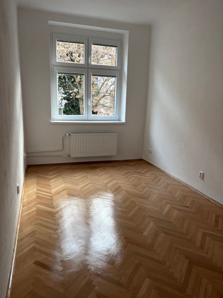 Pronájem bytu 3+1 72 m², Kozácká, Praha, Praha Pronájem bytu 3+1 72 m², Kozácká, Praha, Praha