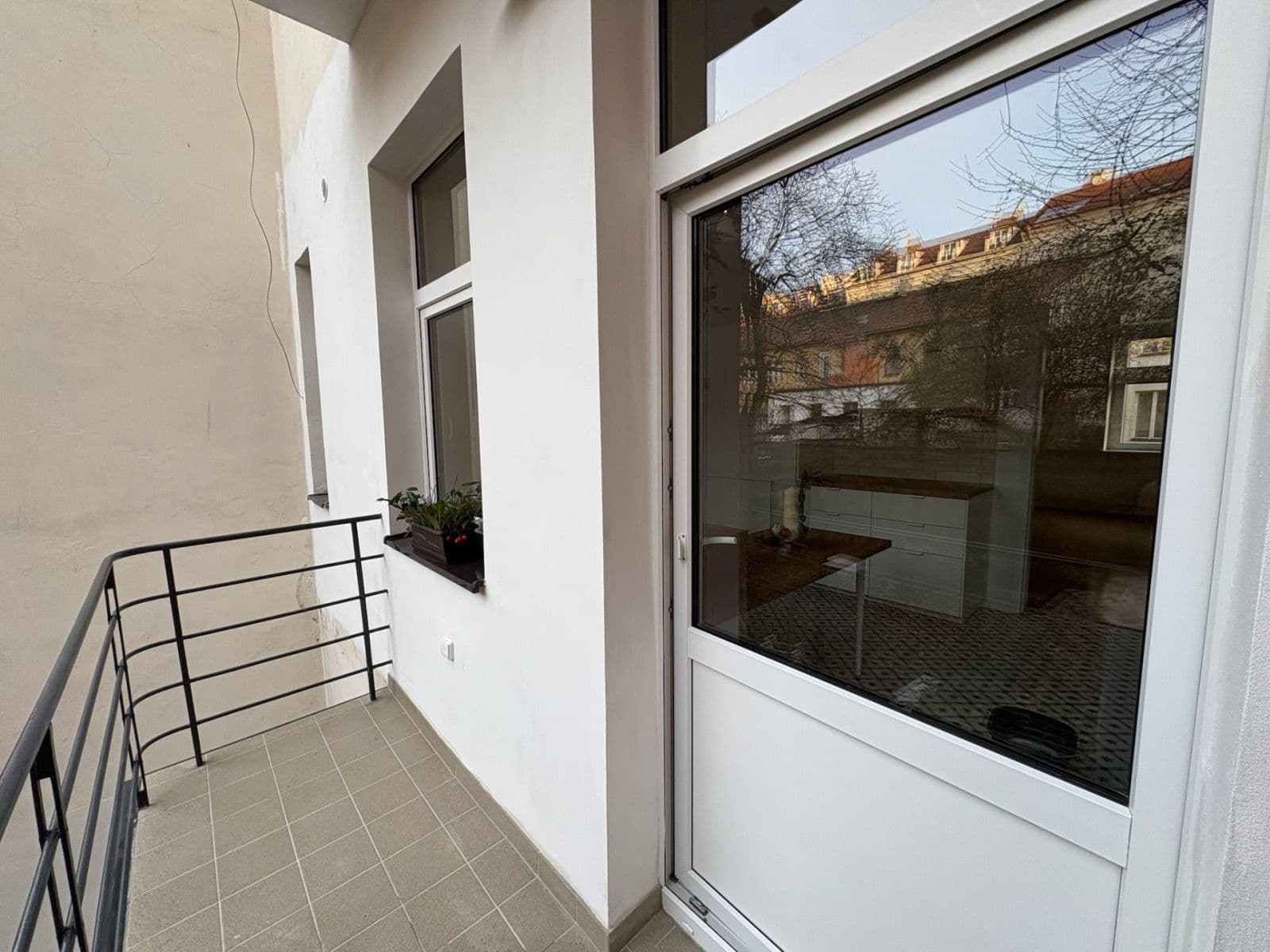 Pronájem bytu 3+1 72 m², Kozácká, Praha, Praha Pronájem bytu 3+1 72 m², Kozácká, Praha, Praha