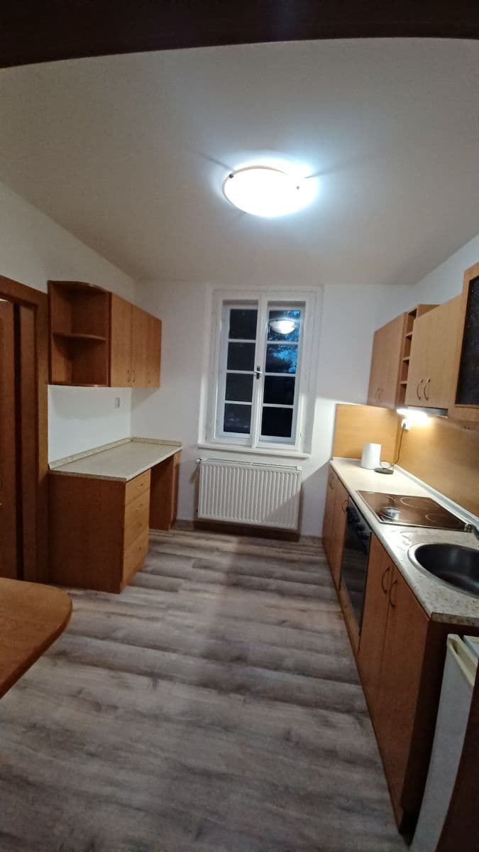 Pronájem bytu 2+1 46 m², Jarošova, Louny, Ústecký kraj Pronájem bytu 2+1 46 m², Jarošova, Louny, Ústecký kraj
