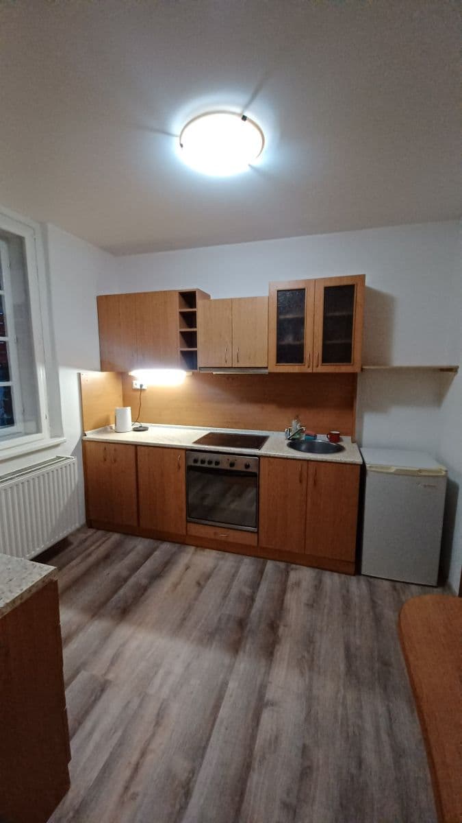 Pronájem bytu 2+1 46 m², Jarošova, Louny, Ústecký kraj Pronájem bytu 2+1 46 m², Jarošova, Louny, Ústecký kraj