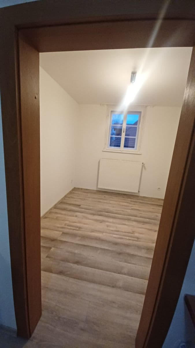 Pronájem bytu 2+1 46 m², Jarošova, Louny, Ústecký kraj Pronájem bytu 2+1 46 m², Jarošova, Louny, Ústecký kraj