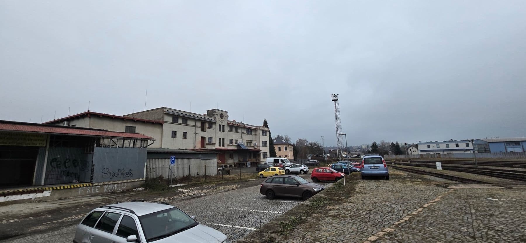 Pronájem nebytového prostoru 1.000 m², Krátká, Turnov, Liberecký kraj Pronájem nebytového prostoru 1.000 m², Krátká, Turnov, Liberecký kraj