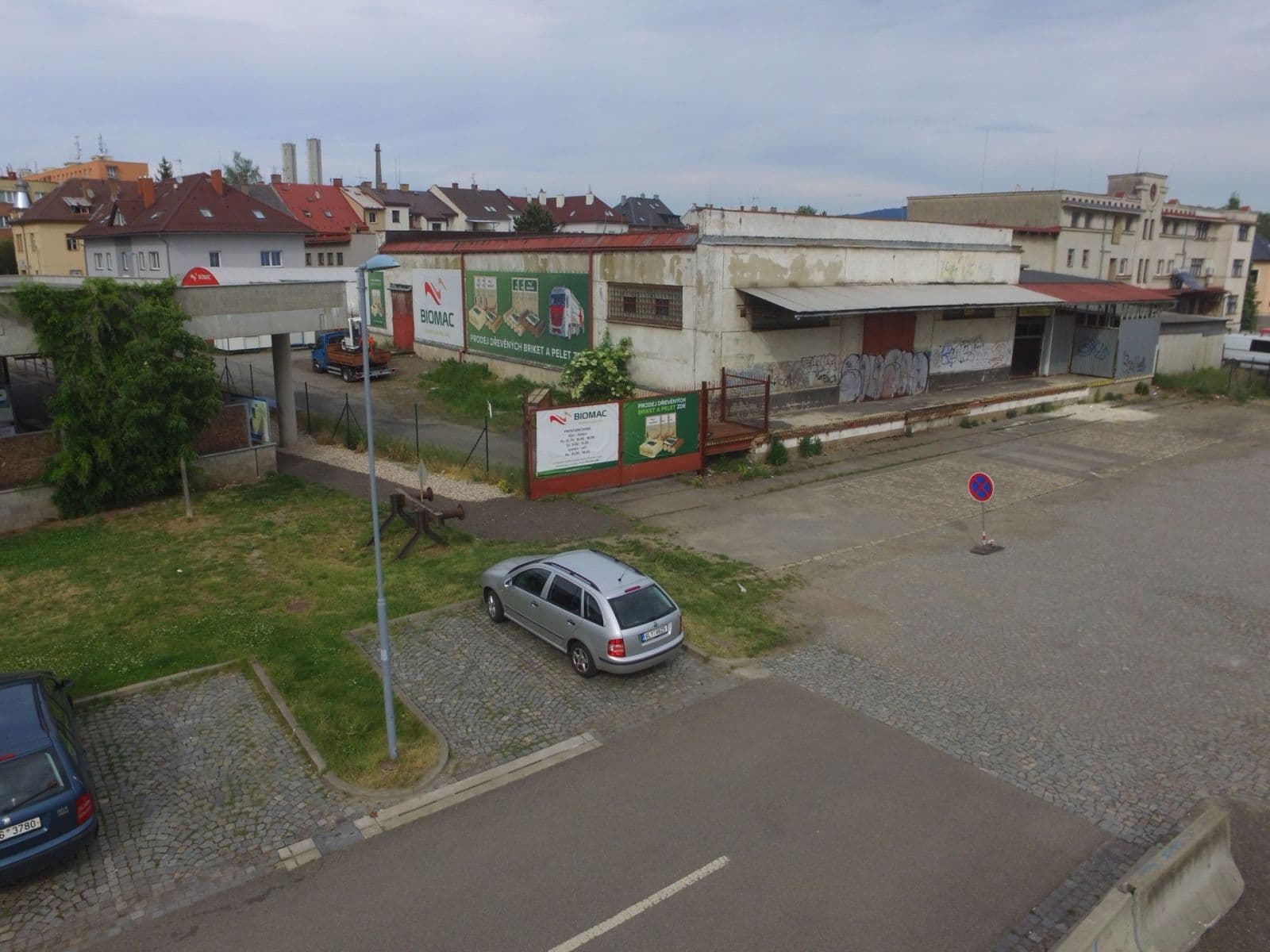 Pronájem nebytového prostoru 1.000 m², Krátká, Turnov, Liberecký kraj Pronájem nebytového prostoru 1.000 m², Krátká, Turnov, Liberecký kraj