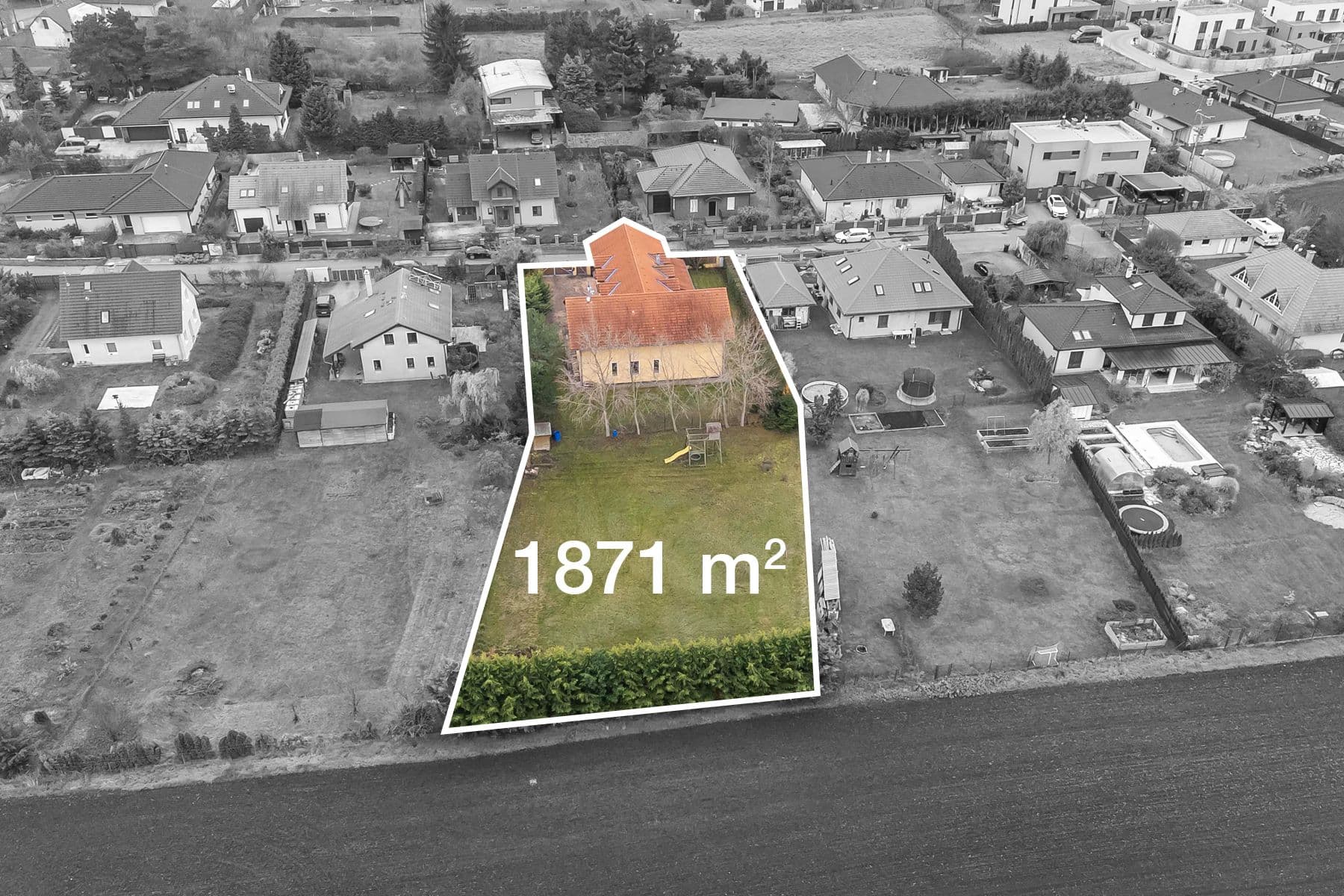 Prodej domu 290 m², pozemek 1.871 m², Do Polí, Bašť, Středočeský kraj Prodej domu 290 m², pozemek 1.871 m², Do Polí, Bašť, Středočeský kraj